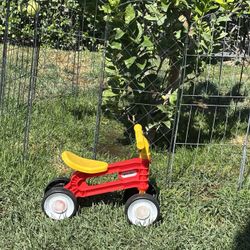 LITTLE TIKES BALANCE BIKE