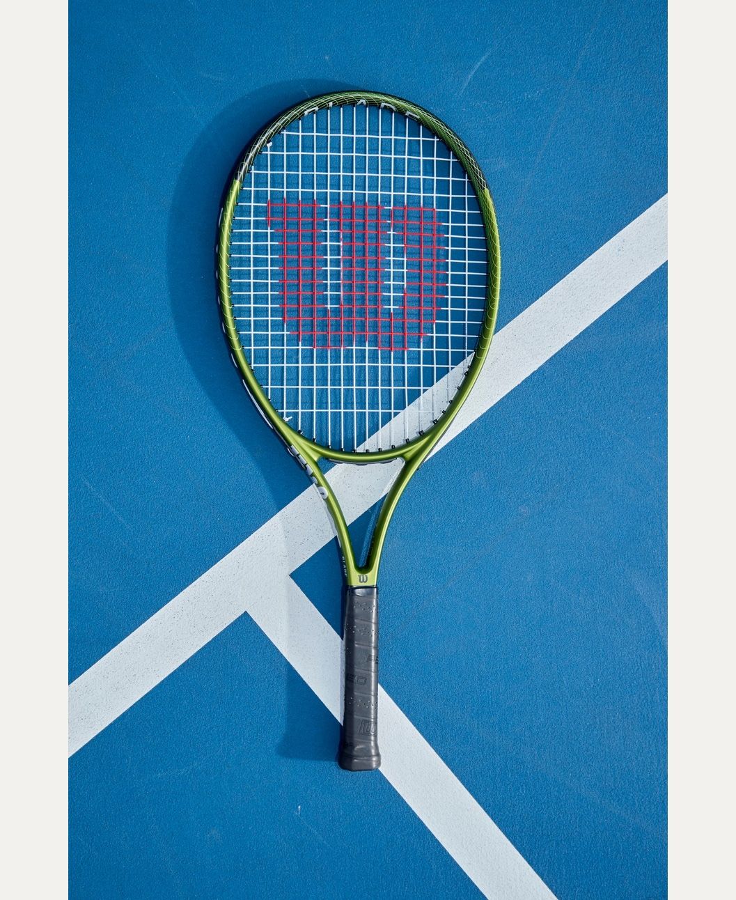 Wilson Blade Feel Comp Jr 26 Tennis Racket
