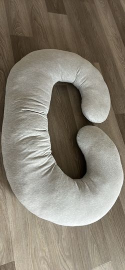 Pregnancy pillow