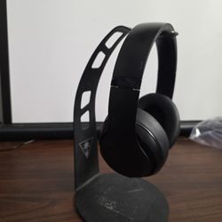 Beats Studio 3 Wireless Over-Ear Noise Cancelling Headphones - Matte Black J