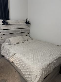 Dresser And Queen Bed Set