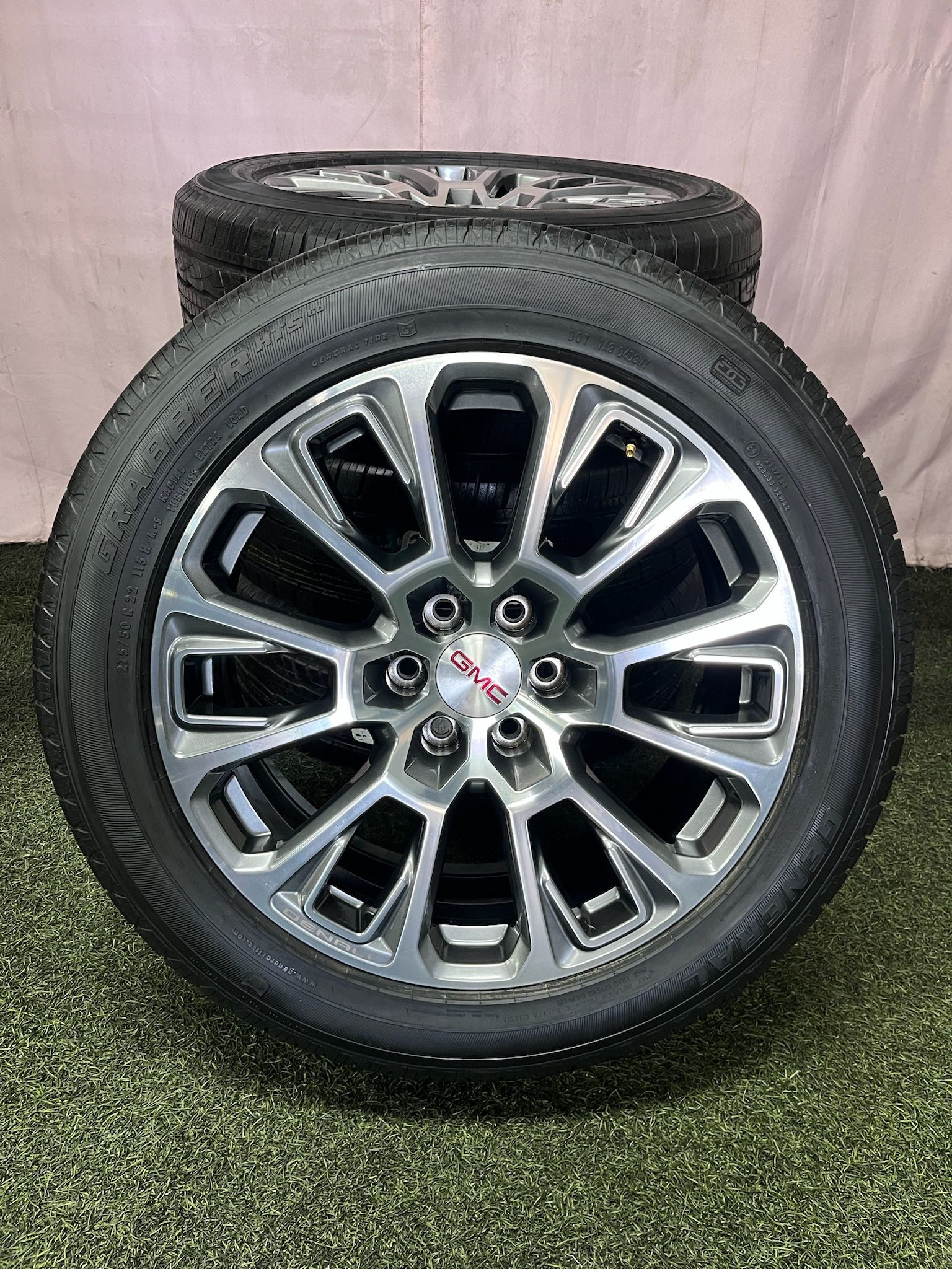 2025 GMC Yukon Denali 6 Lug 22 Inch OEM Takeoffs Wheels