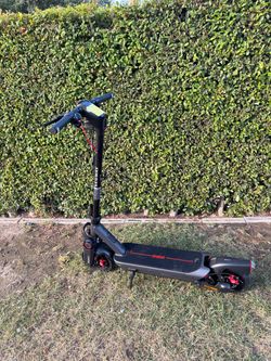 2025 Black Segway NineBot Max G3 Elect Scooter/260 miles unbounded 