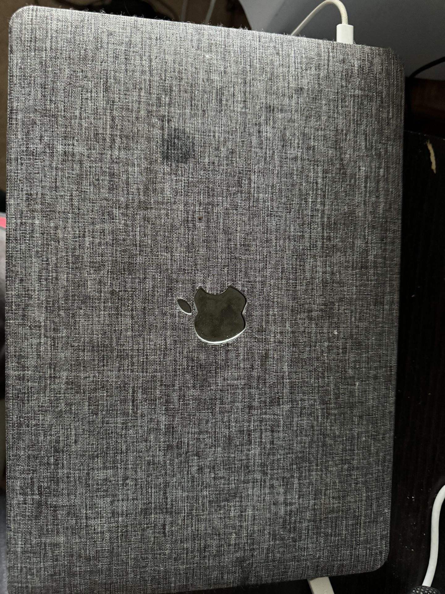 Mac Book