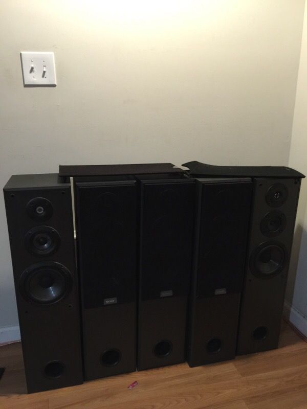 Sony tower speakers. 150W (4 SSMF400H) (1 SSMF315) for Sale in