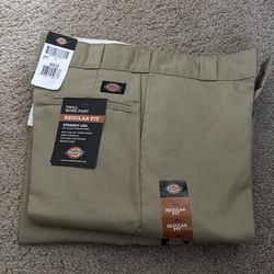 Dickies Pants 30X32” Regular Fit Straight Leg