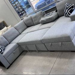 ✅️✅️4 pc Grey boucle fabric sectional sofa with storage chaise and love seat and pop up sleep area in center drop down tray tables✅️✅️✅️