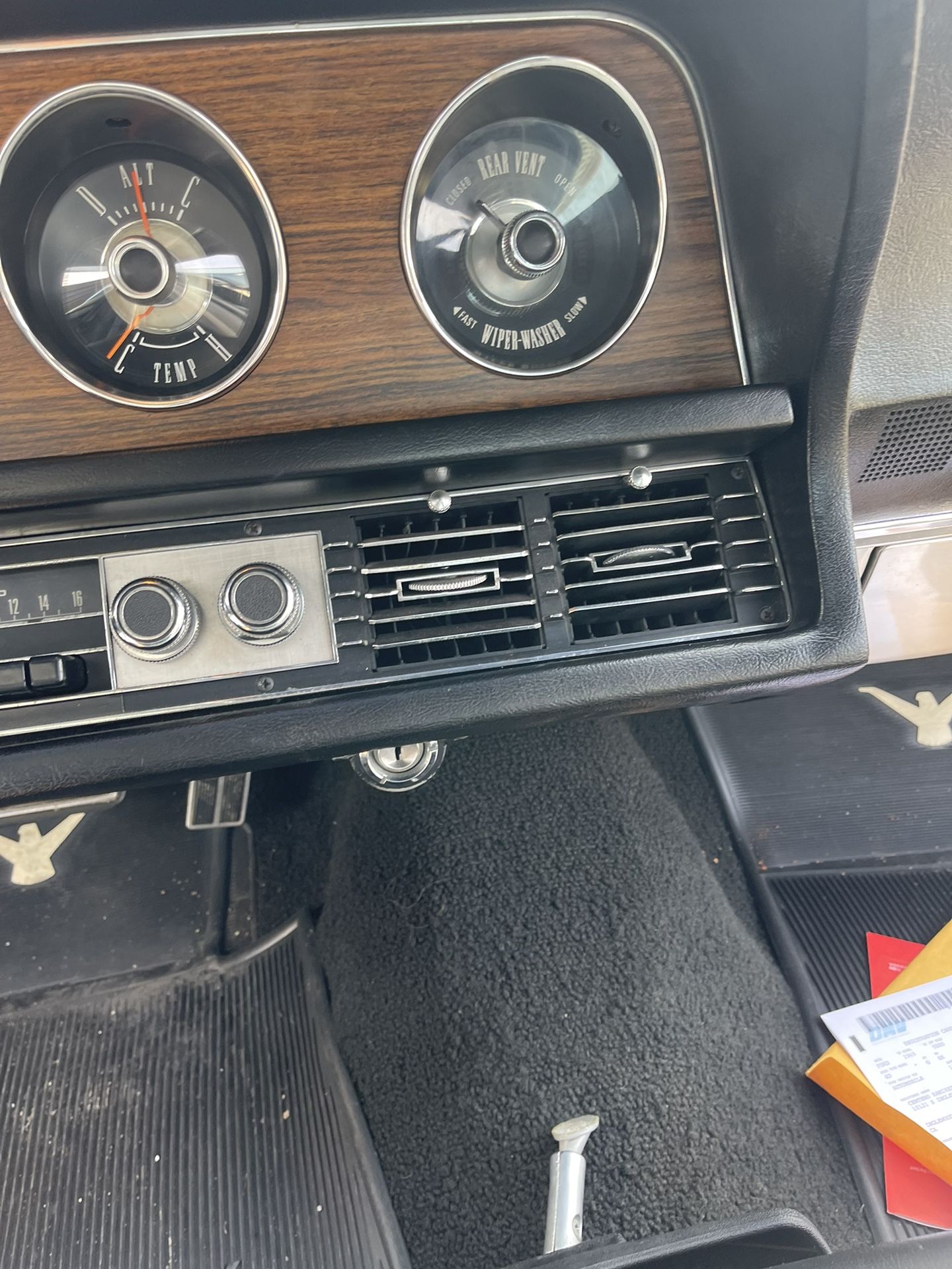 1969 Ford Thunderbird