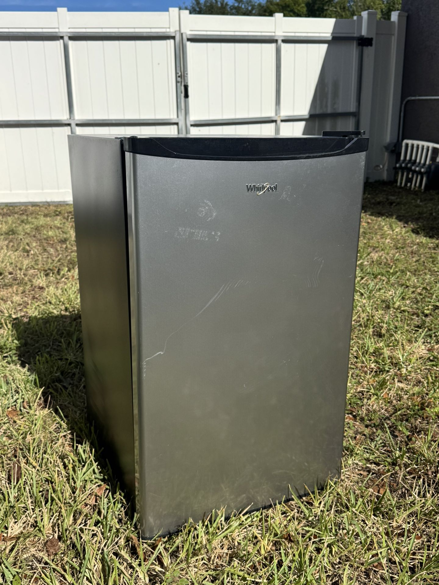 Whirlpool 4.3 Cubic Ft. Mini Fridge