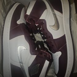 Size 9 Jordan 1s