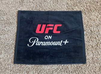 NEW UFC Exclusive Sports Towel 18” x 15”