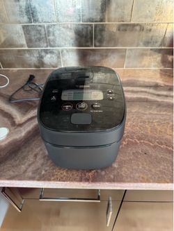 Zojirushi Rice Cooker - NW-QAC10