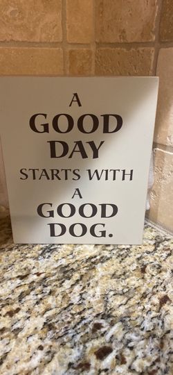  Hallmark Wall Sign “A Good Day Starts With A Good Dog” Dog Plaque Mantle Sign 🐶🐾.