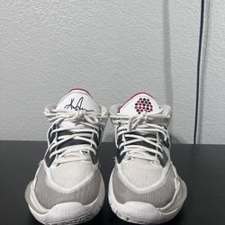 Nike Kyrie Infinity Basketball Shoes