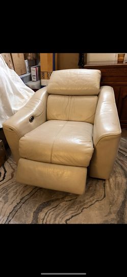 Reclinable Couch