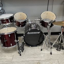 LUDWIG 5PC KIDS DRUM SET - RED SPARKLE