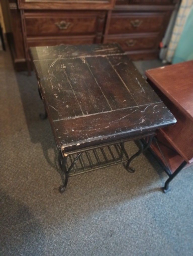 Project End Table