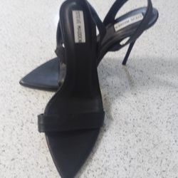 Steve Madden Elegant Spiked Stilletos 