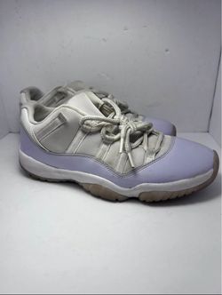 Air Jordan 11 Retro Low "Pure Violet"