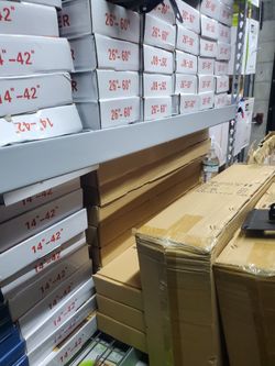 TV WALL MOUNT 42-70  