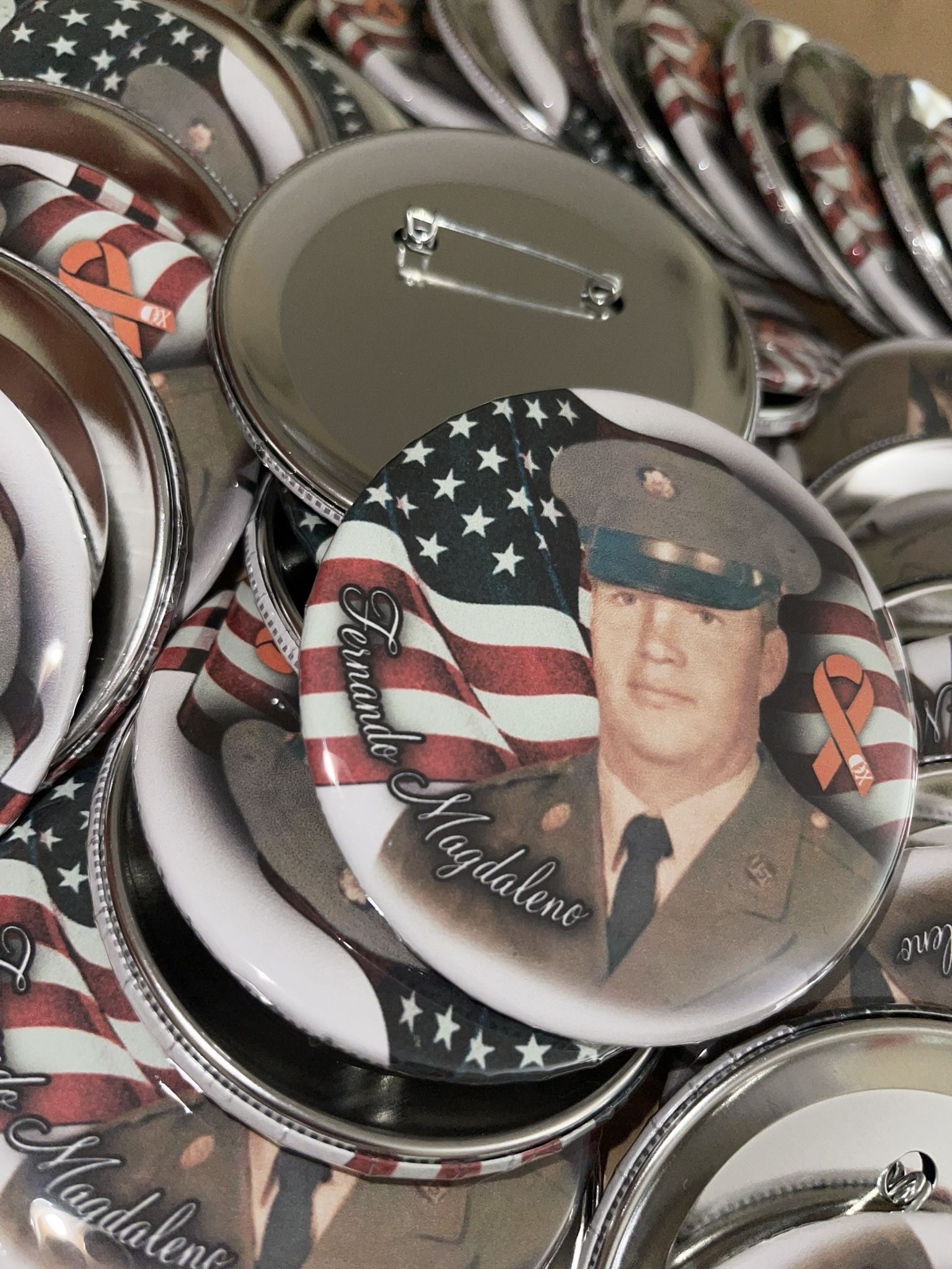 Memorial Ribbon & Pin Back Buttons 