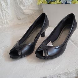 New Womens Peep Toe Black Heels 9.5