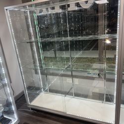 Showcase With LED Lights 