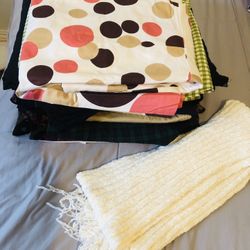 Dresses & Skirts (Size: 14)