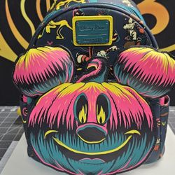 Disney Parks Loungefly Glow-in-the-Dark Halloween Backpack – Mickey Pumpkin