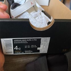 Jordan Max Aura 