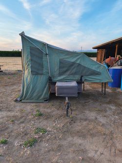 1992 Kwik Kamp mc tent trailer
