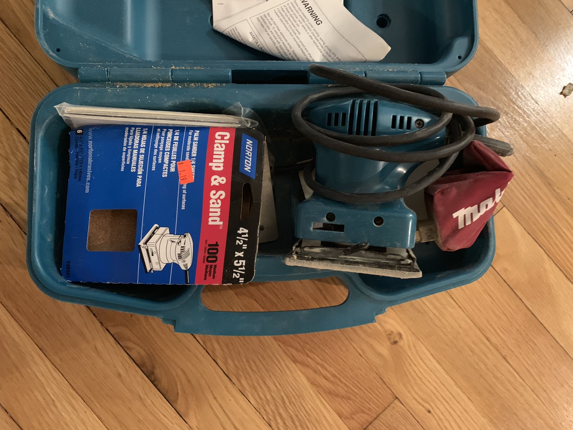 Makita finishing sander