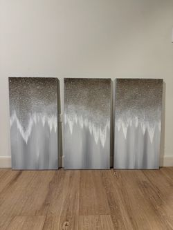 Wall Artwork / Decor