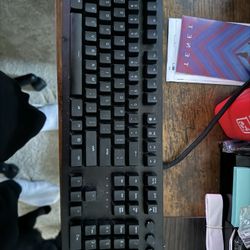 Razer Huntsman keyboard 