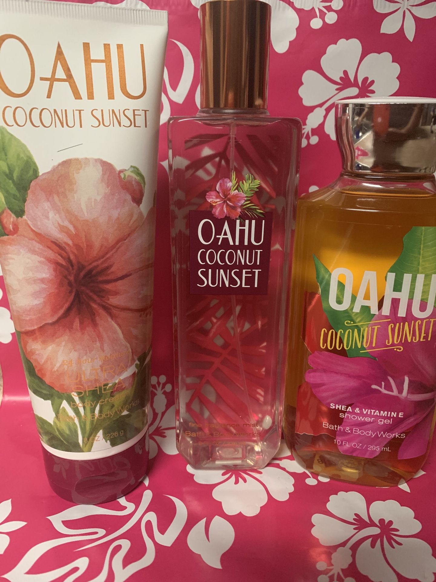 Oahu Coconut Sunset 3pc set Bath & Body Works