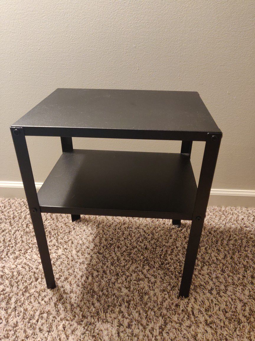 2 Nightstands/Bed Side Tables