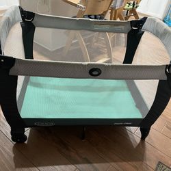 Graco Pack n Play Playard
