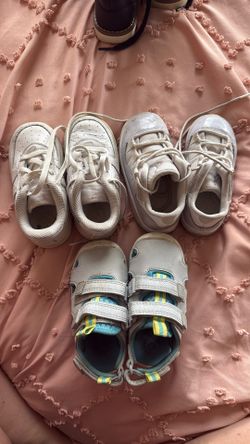 Toddler Shoes (size 7)
