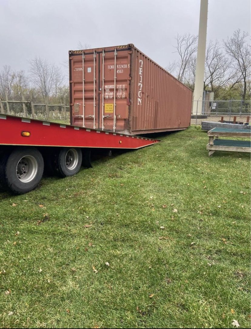 SHIPPING / STORAGE CONTAINERS W/ DELIVERY 20,40,40 HC .BUY/SELL. Financing & Lease Available!