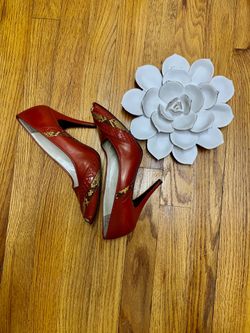 Red vintage perp toe shoes made in japan