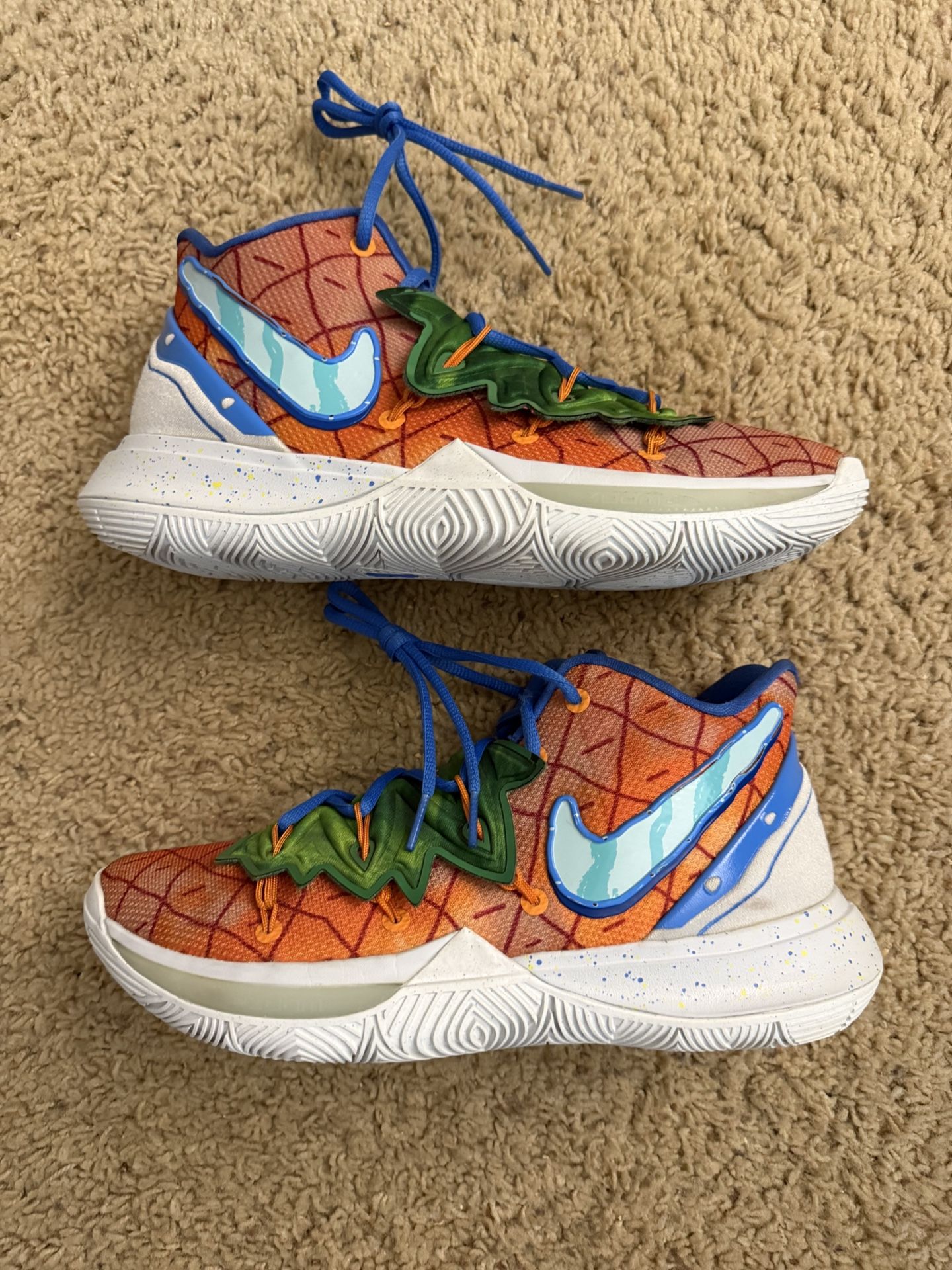 Size Nike SpongeBob SquarePants x Kyrie Pineapple House (Pre