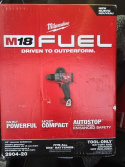 Milwaukee m18 hammer drill new