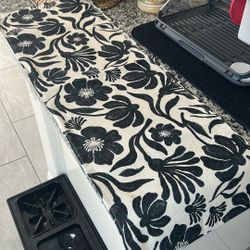 Free Table Runner 