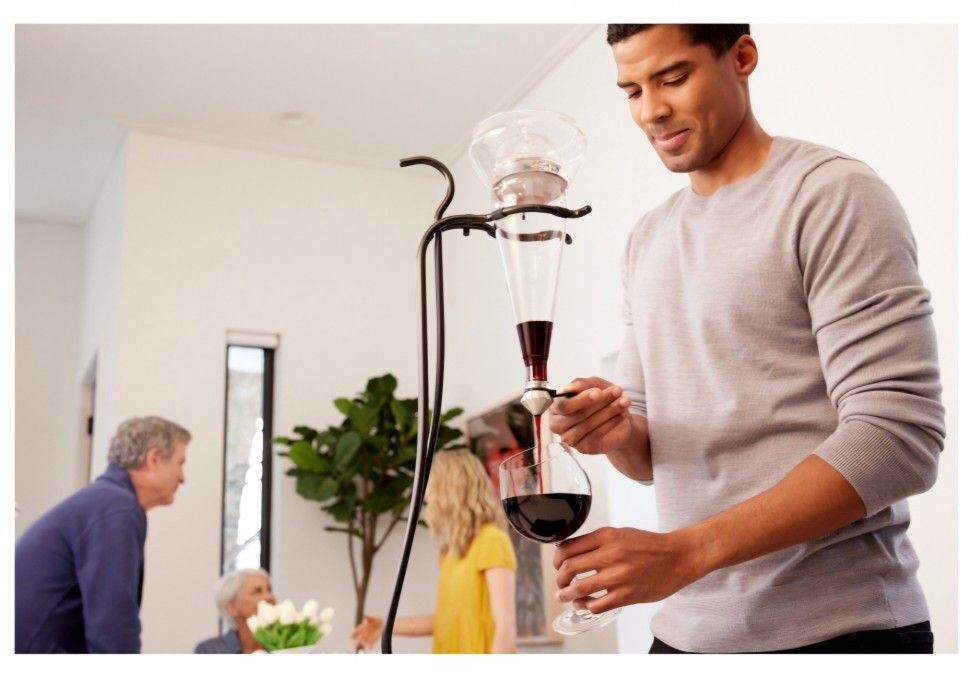 Cooper Hawk Grapevine Decanter. Perfect Condition. Almost New. Makes a Nice Addition to A Home Bar.