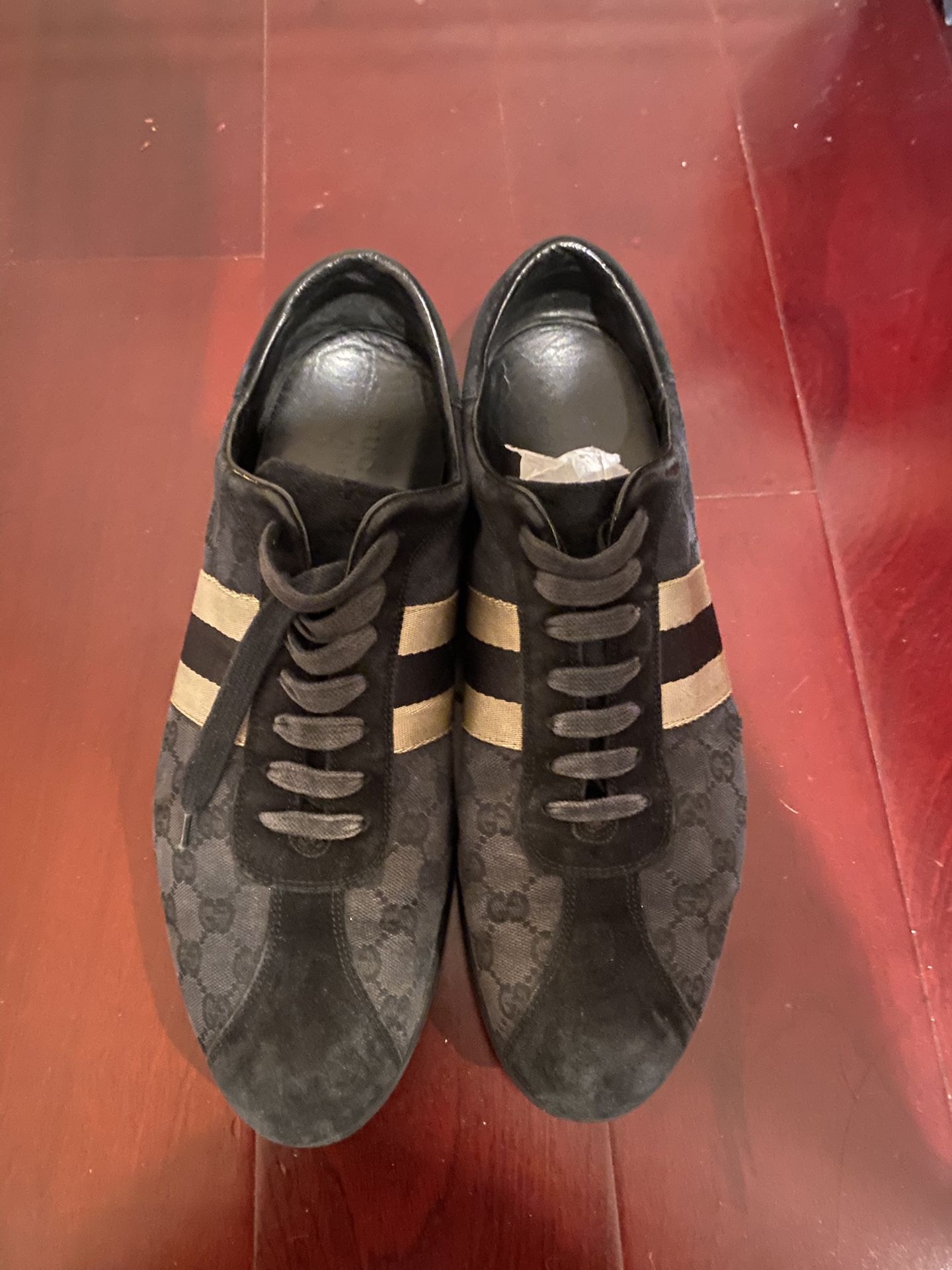 Vintage Gucci GG monogram sneakers 