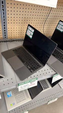Apple MacBook Air Laptop