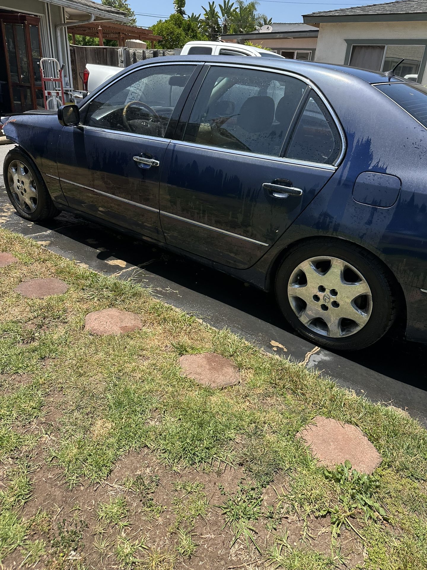 Lexus LS 430-RUNS GREAT!! PLEASE READ!