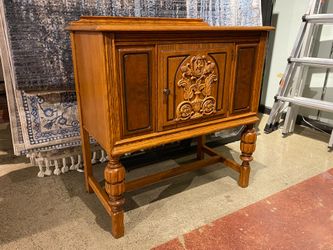 Fancy Vintage Warm Blonde Single Door Sideboard