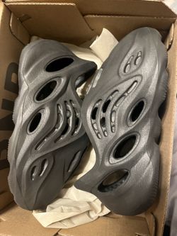 Yeezy Foam Runner Infant Size 8