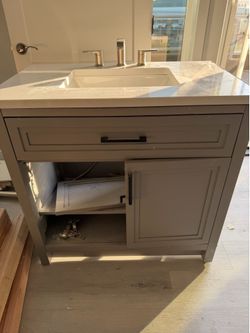 Bathroom vanity
